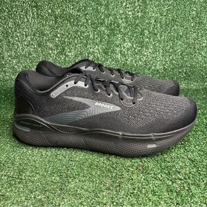 NEW Brooks Ghost Max Triple Black Running Walking Shoes Mens Size 12.5 D